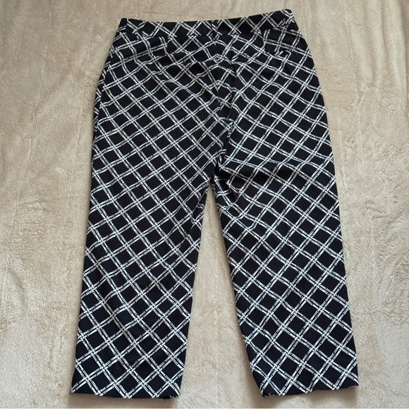 Jones New York Signature Black & White Pants Geometric Design Size 8 - Picture 3 of 8